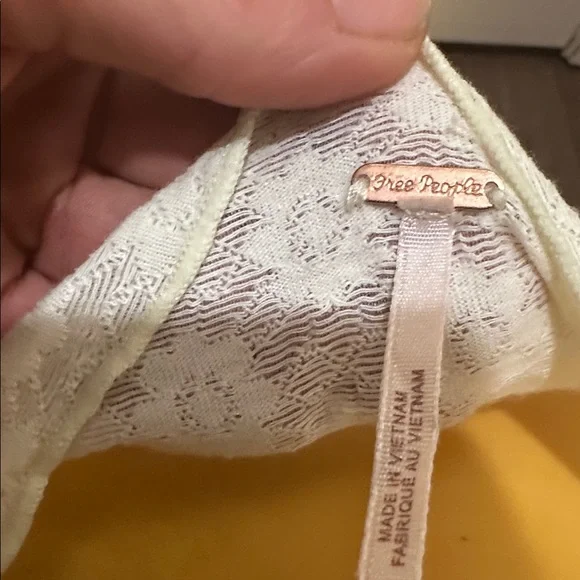 Free People Mockneck cream top… size Medium - Picture 7 of 7